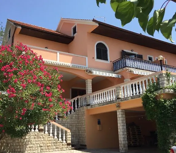 Apartments Tartuga